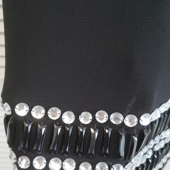 Statement Dress🎀REDUCED PRICE🎀 - Picture 6 of 11